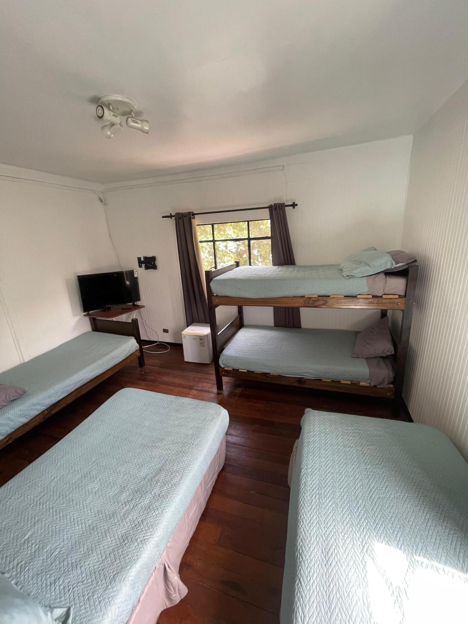 וינה דל מר Hostal Valle Norte מראה חיצוני תמונה