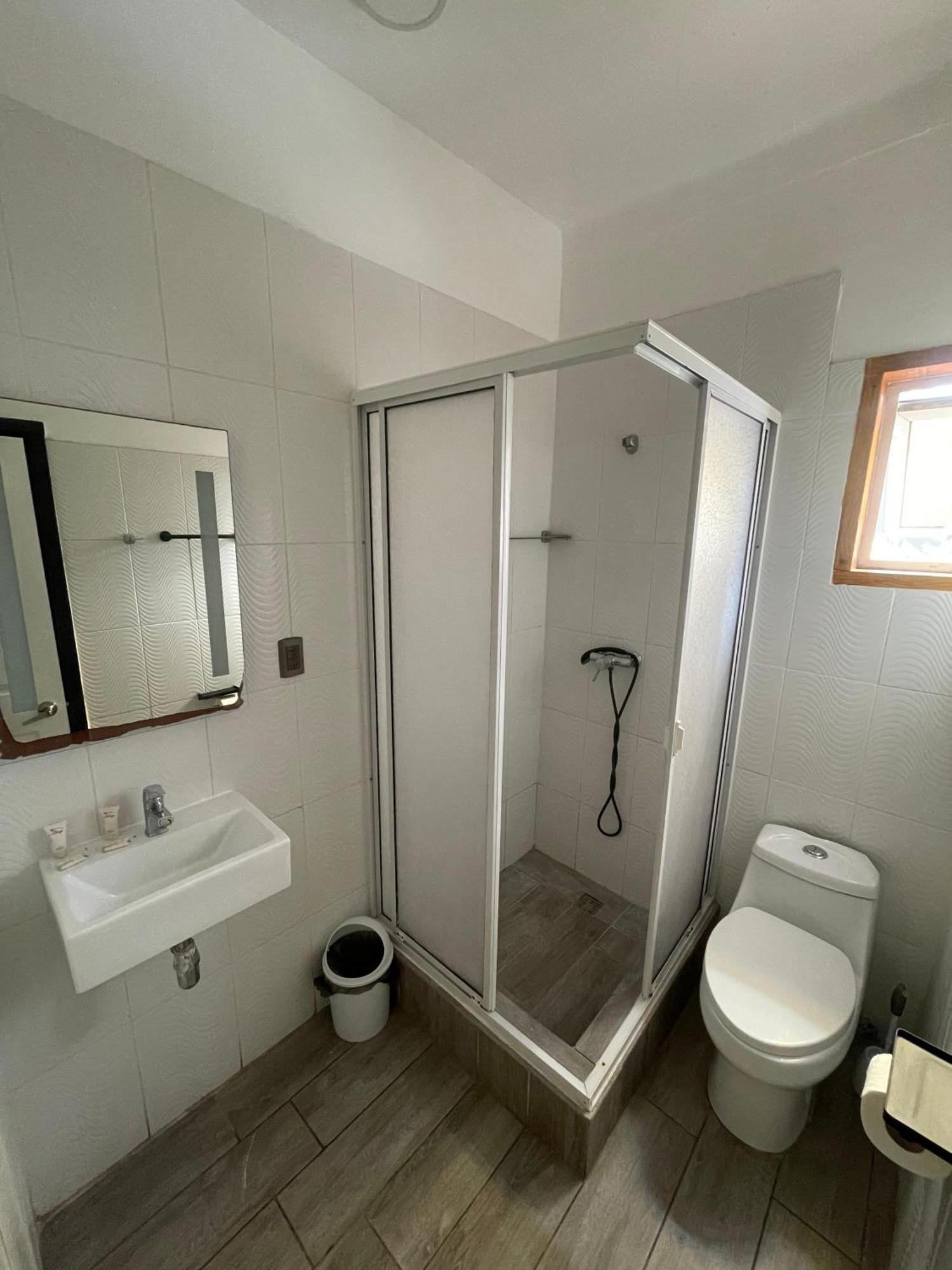 וינה דל מר Hostal Valle Norte מראה חיצוני תמונה